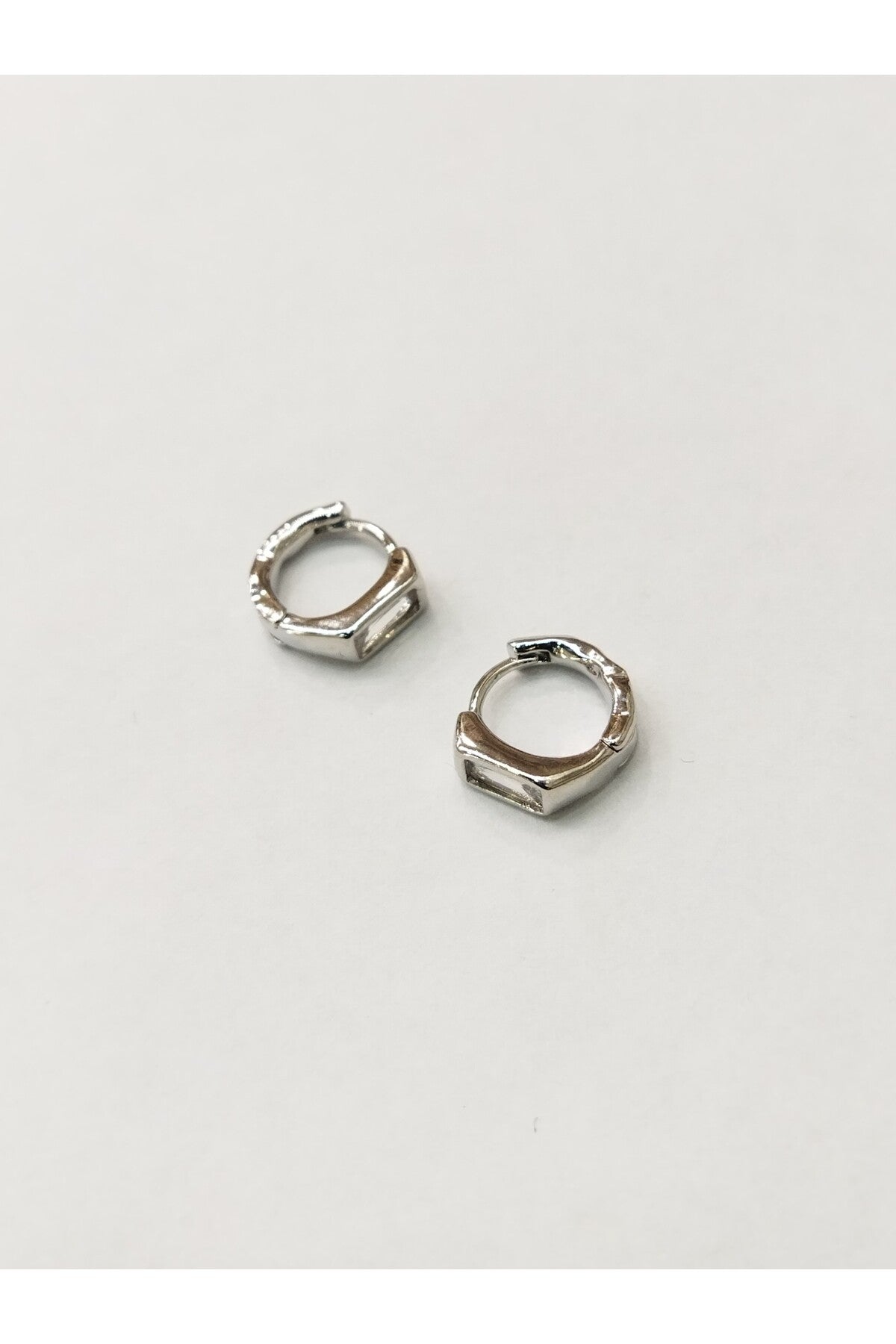 Çelik Taşlı Halka Küpe MİNİ 10mm