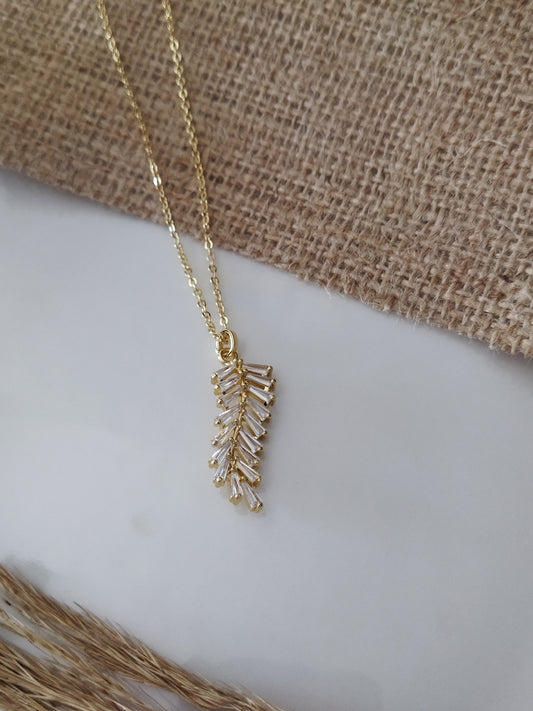 ÇELİK CHARM TAŞLI KOLYELER