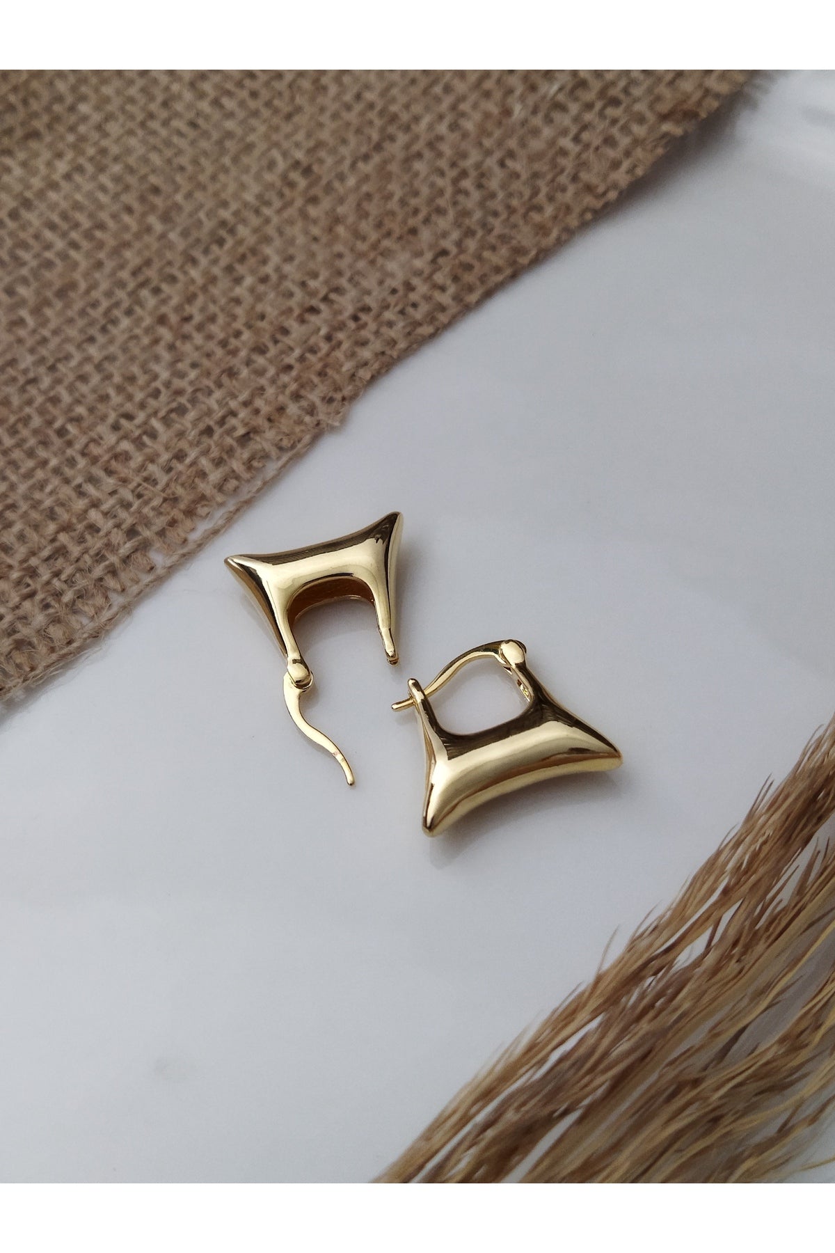 ÇANTA FORM GOLD HALKA KÜPE