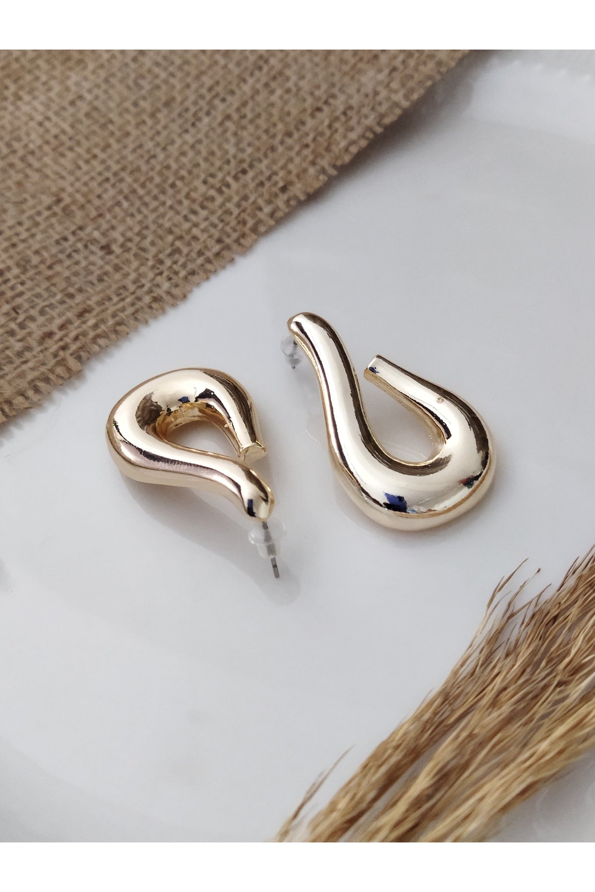 GOLD DOĞAL FORM BURGU KÜPE