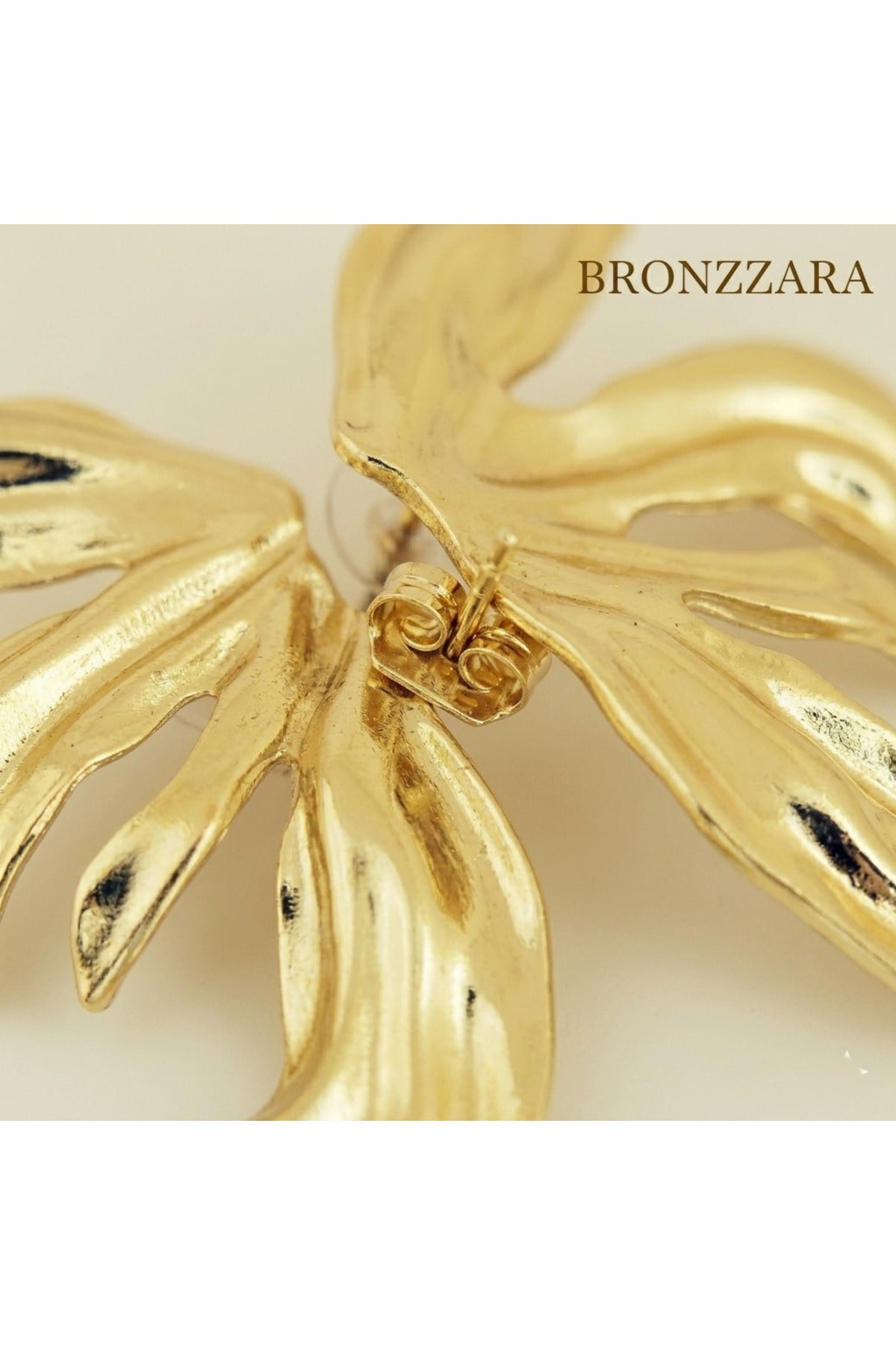 GOLD BÜYÜK YAPRAK DESEN KÜPE