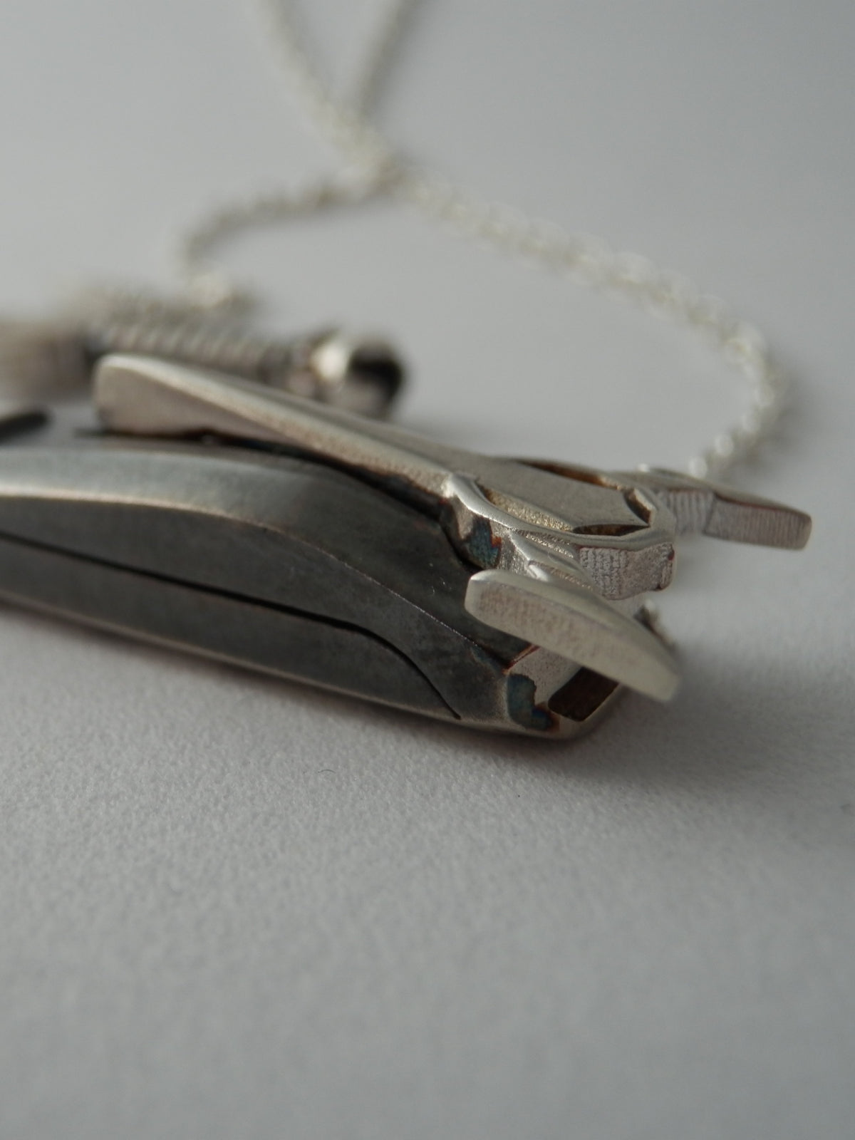 Skyrim Mehrunes Razor Dagger Necklace