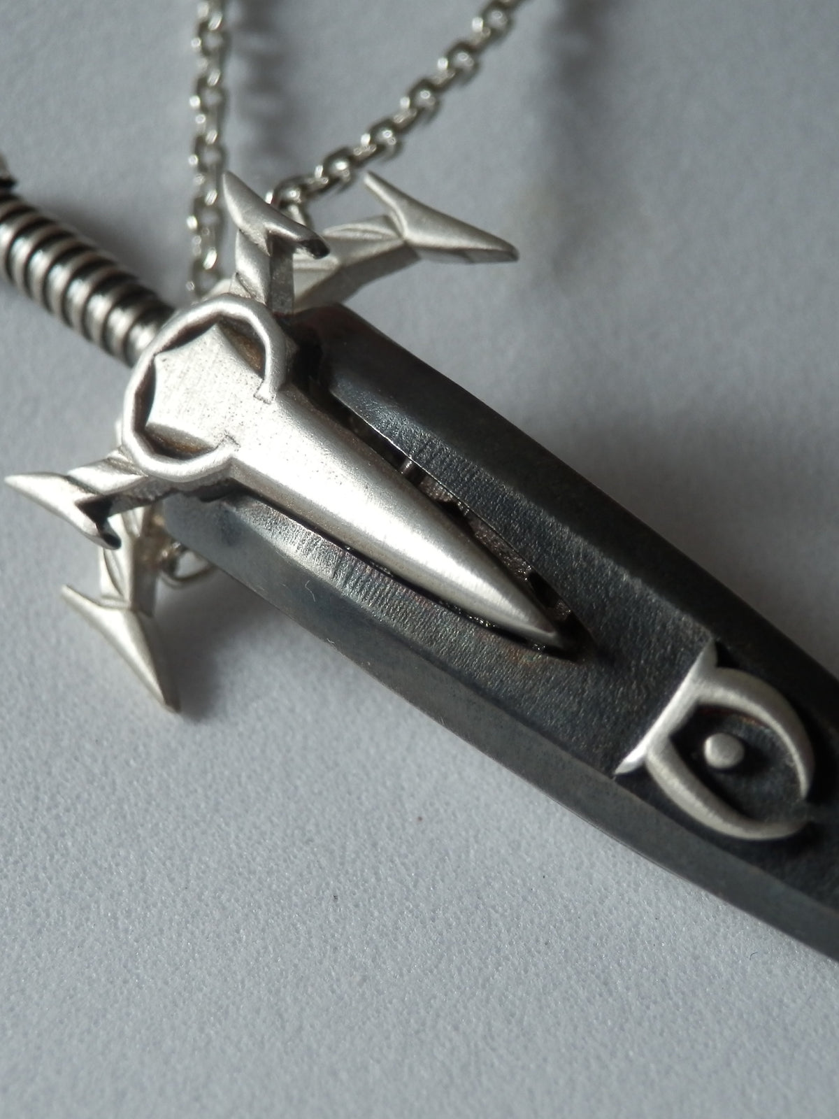 Skyrim Mehrunes Razor Dagger Necklace