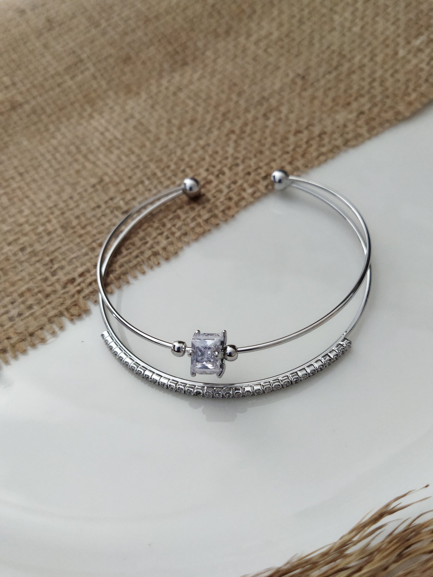 2'li Charm Taşlı Çelik Bilezik - Paslanmaz Çelik -Silver Renk Kadın Bilezik - Bronzzara