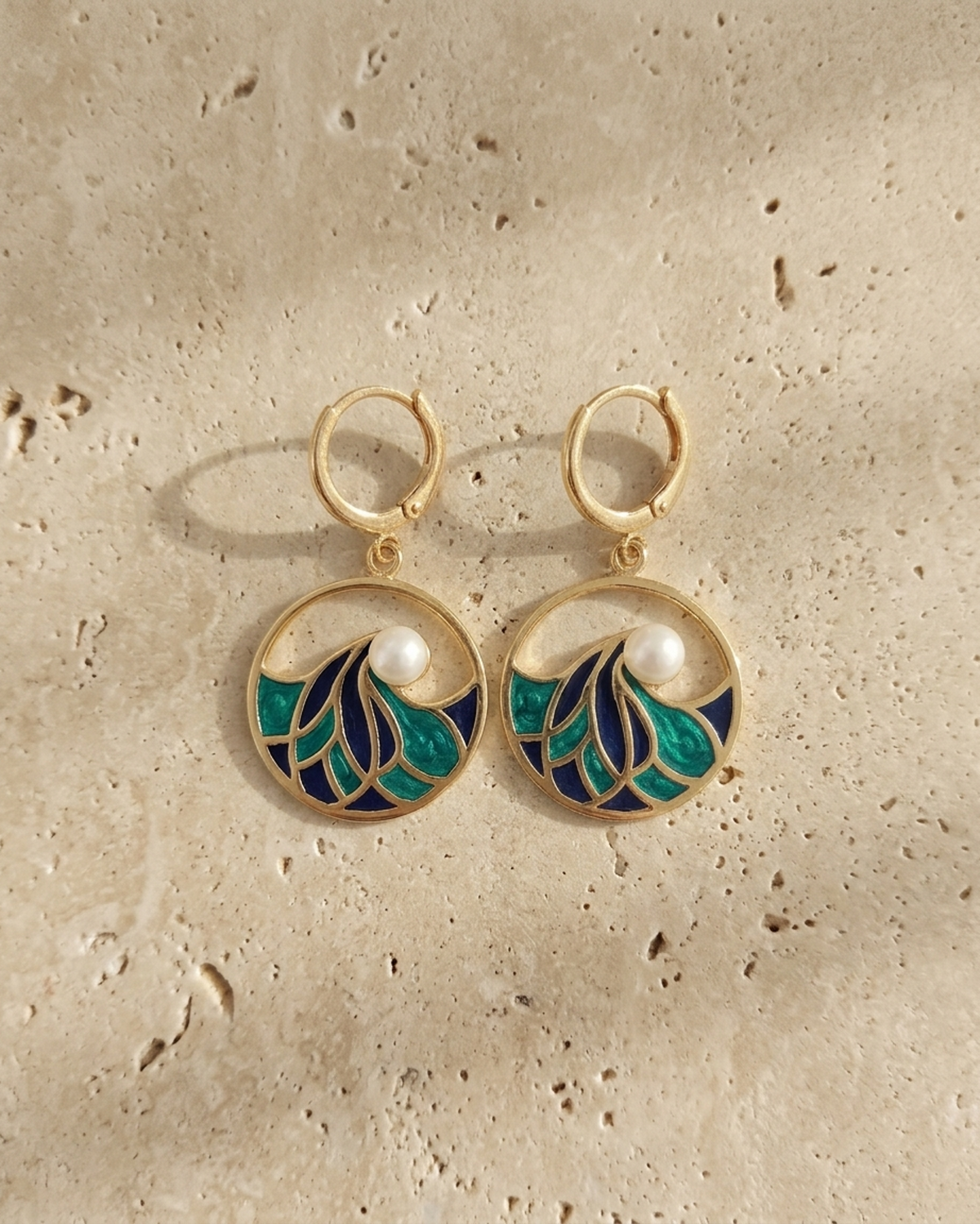 Madame Perle – Ocean | Enamelled Wave Earrings