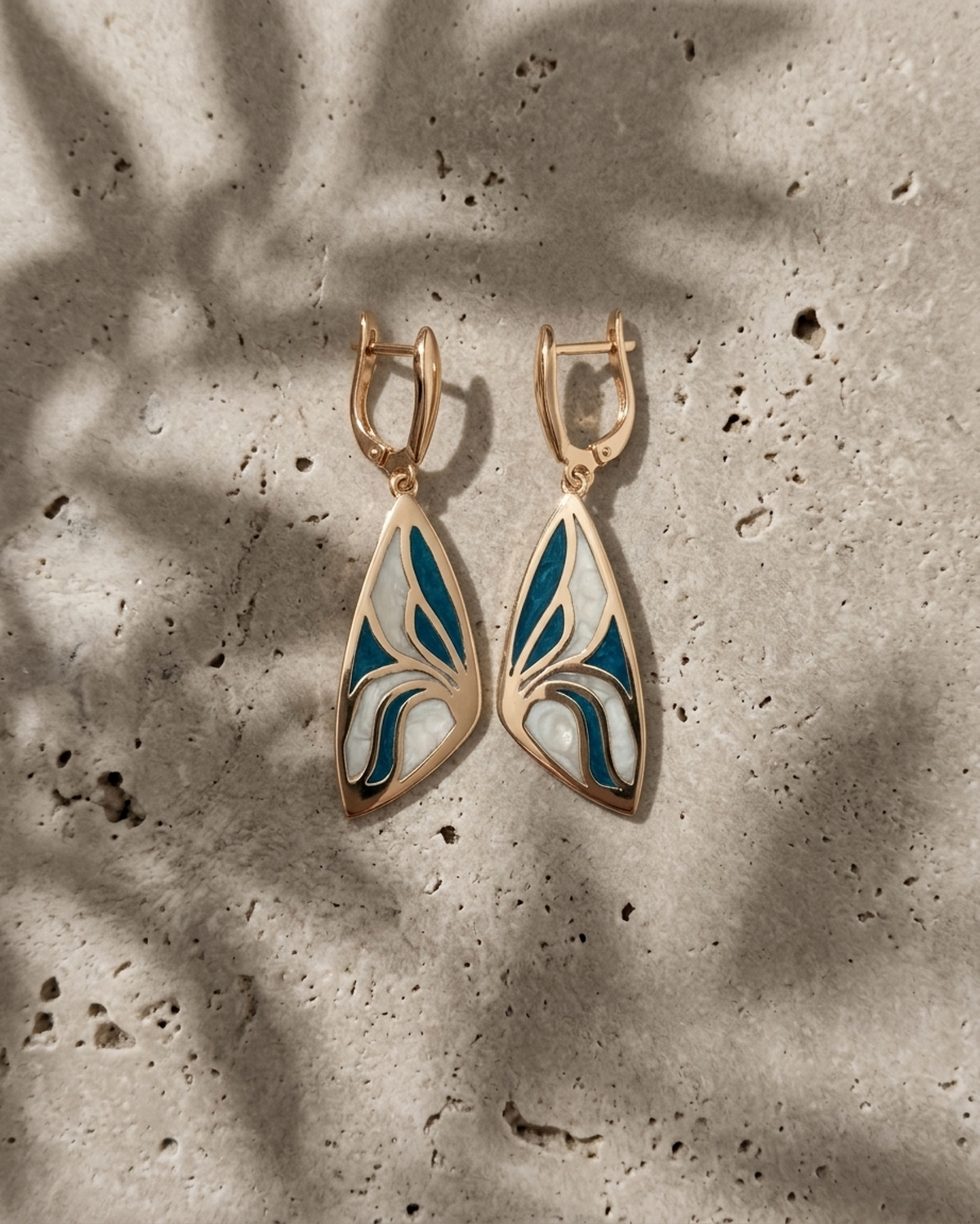 Madame Perle – Family | Enameled Wing Earring