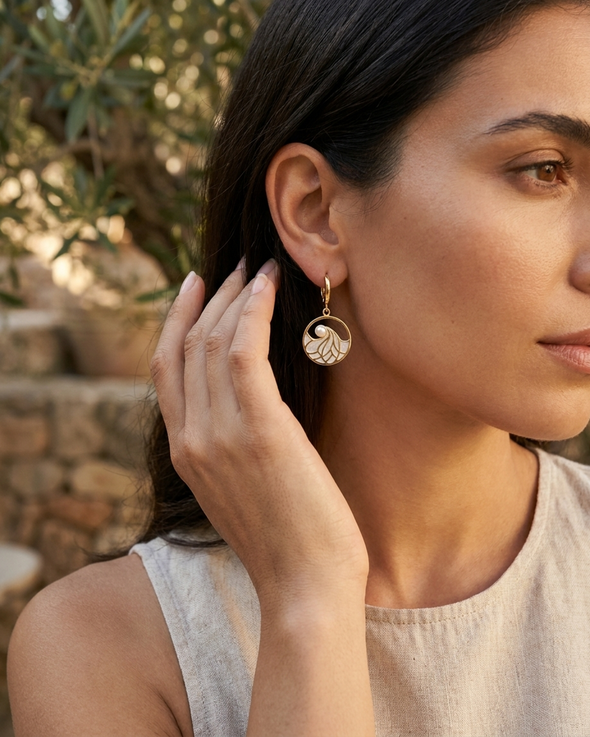 Madame Perle – Ocean | Enamelled Wave Earrings
