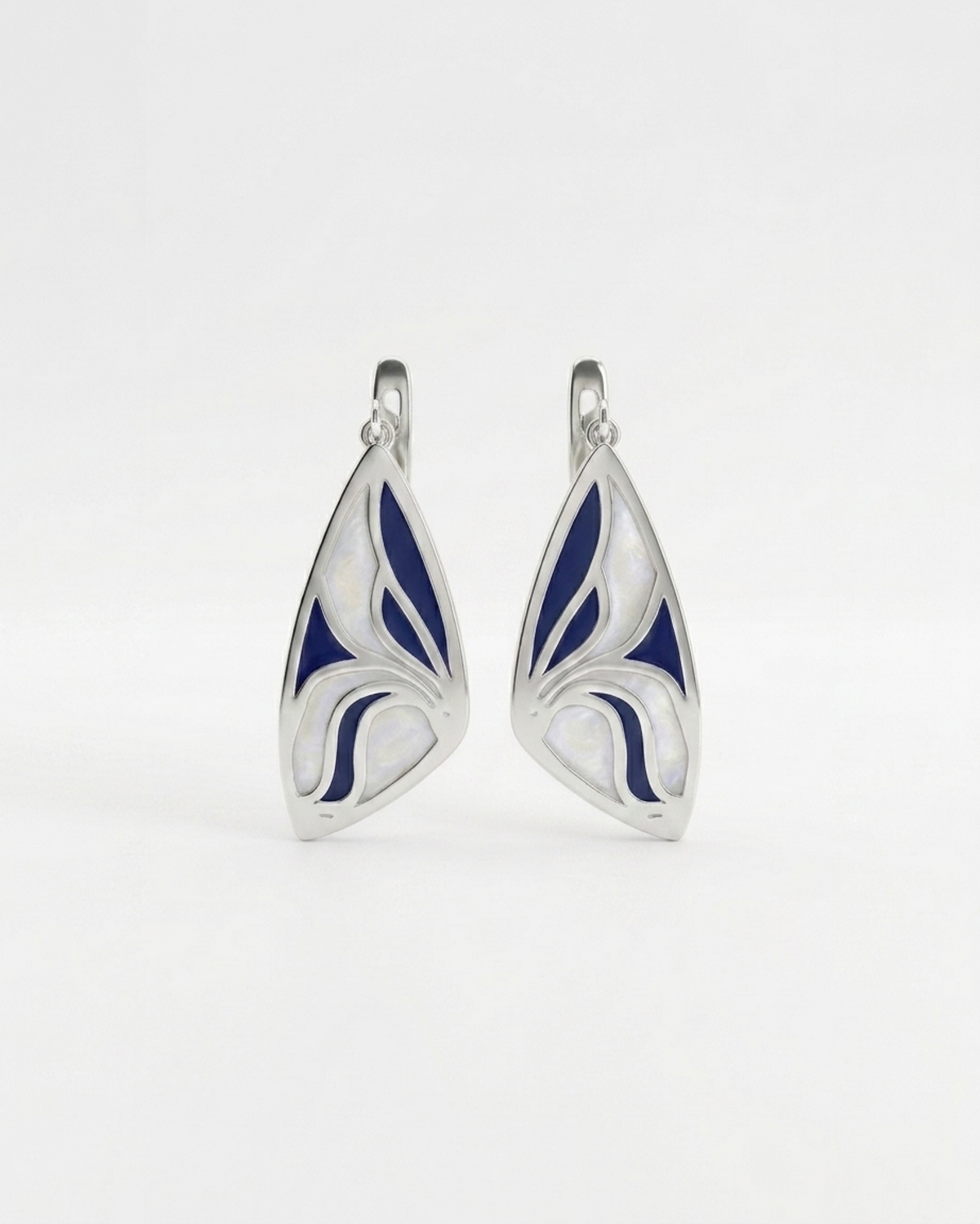 Madame Perle – Family | Enameled Wing Earring